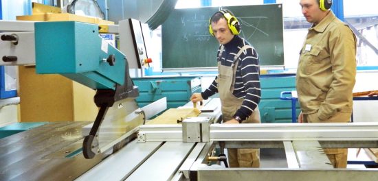 Верстатник деревообробних верстатів